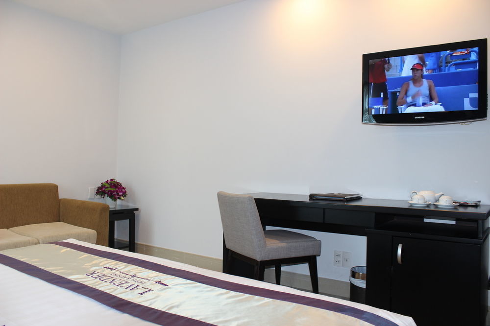 Lavender Hotel Хошимин Экстерьер фото