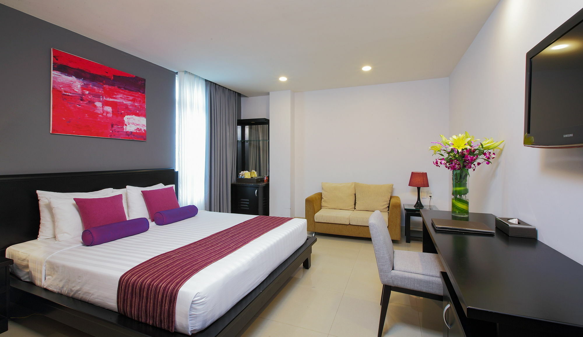 Lavender Hotel Хошимин Экстерьер фото