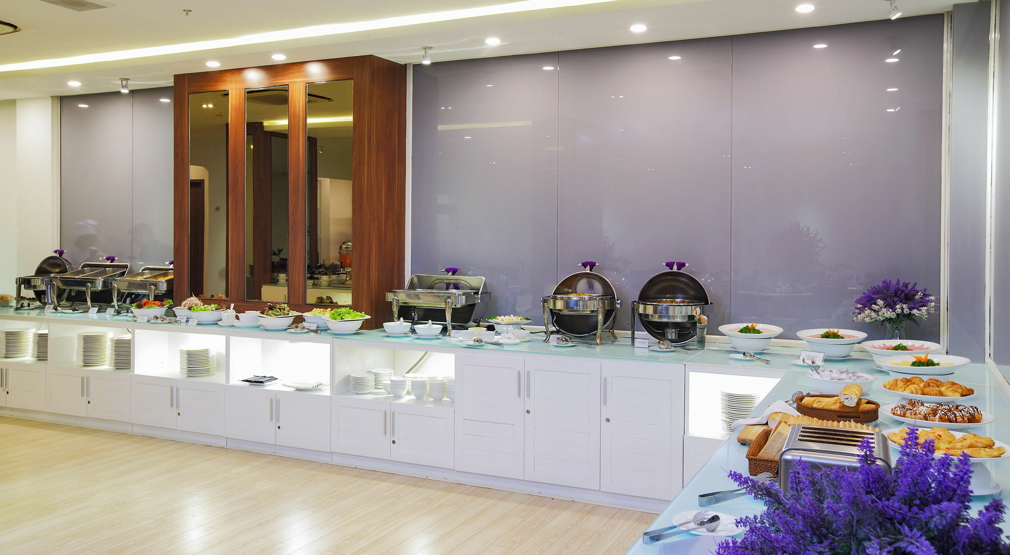 Lavender Hotel Хошимин Экстерьер фото