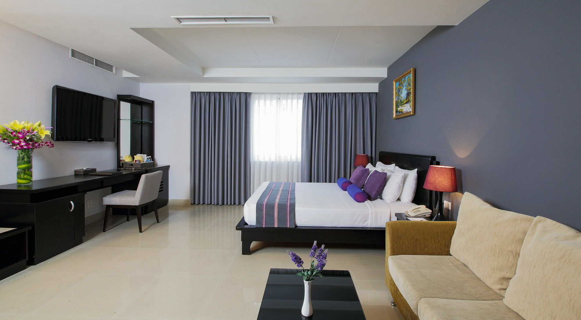 Lavender Hotel Хошимин Экстерьер фото