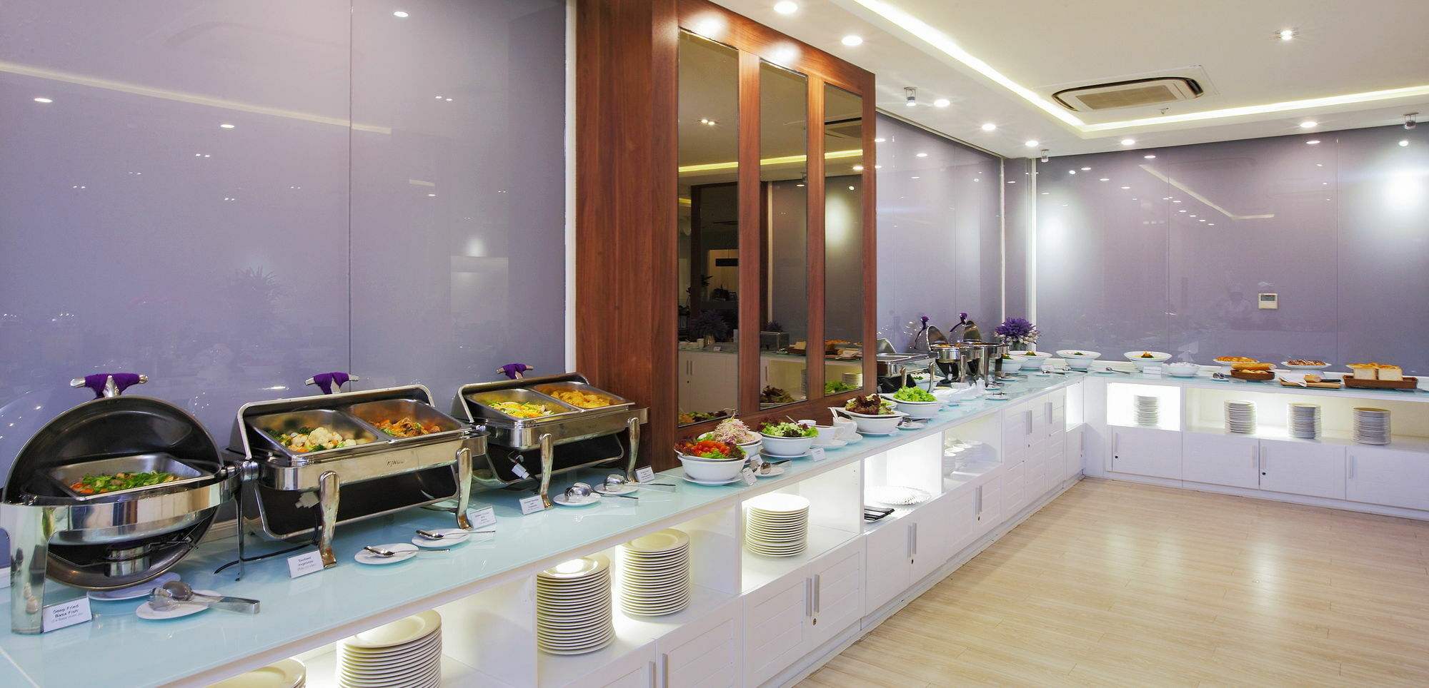 Lavender Hotel Хошимин Экстерьер фото